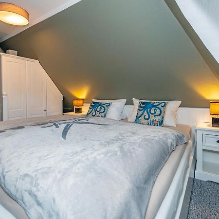 Gemuetliche Wohnung Unter Reet Mit Pool Und Sauna In ไคทุม ภายนอก รูปภาพ