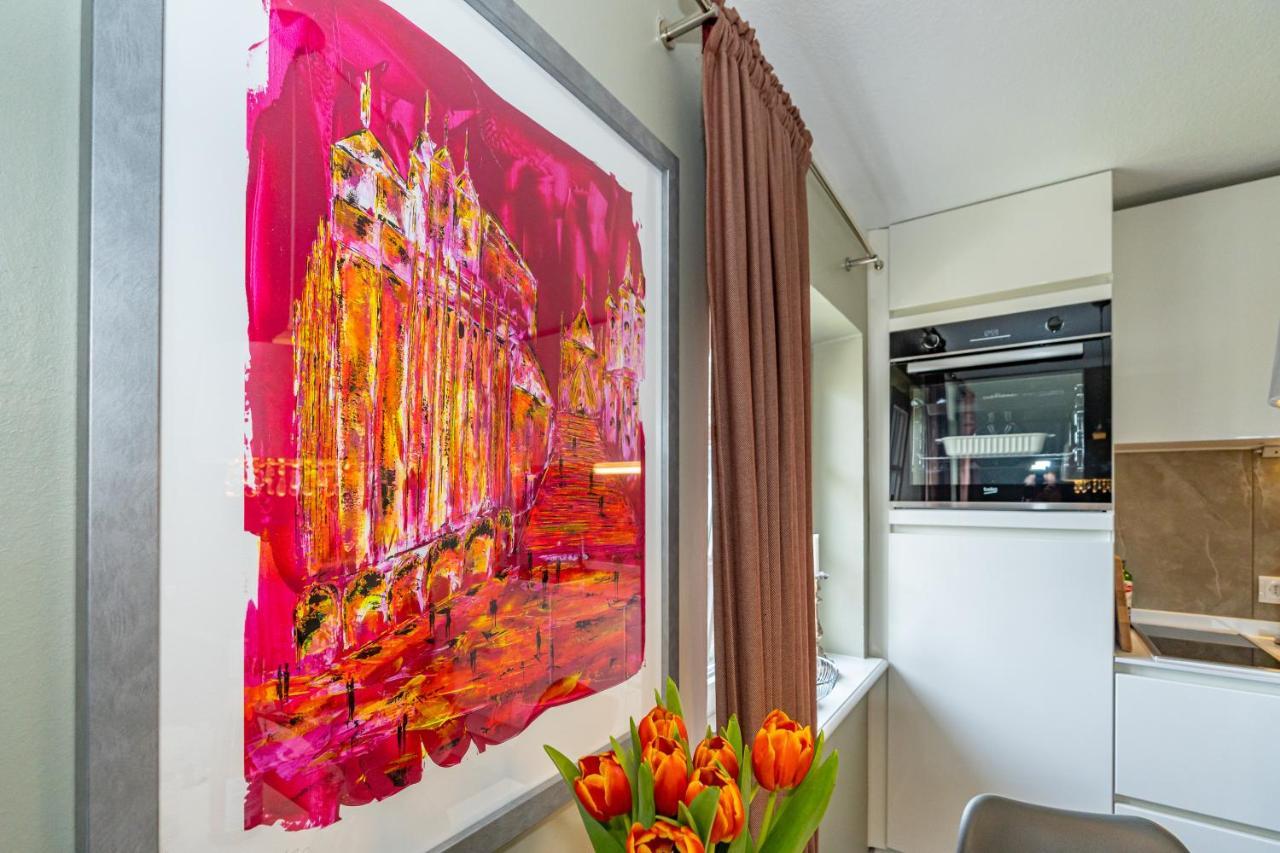 Gemuetliche Wohnung Unter Reet Mit Pool Und Sauna In ไคทุม ภายนอก รูปภาพ